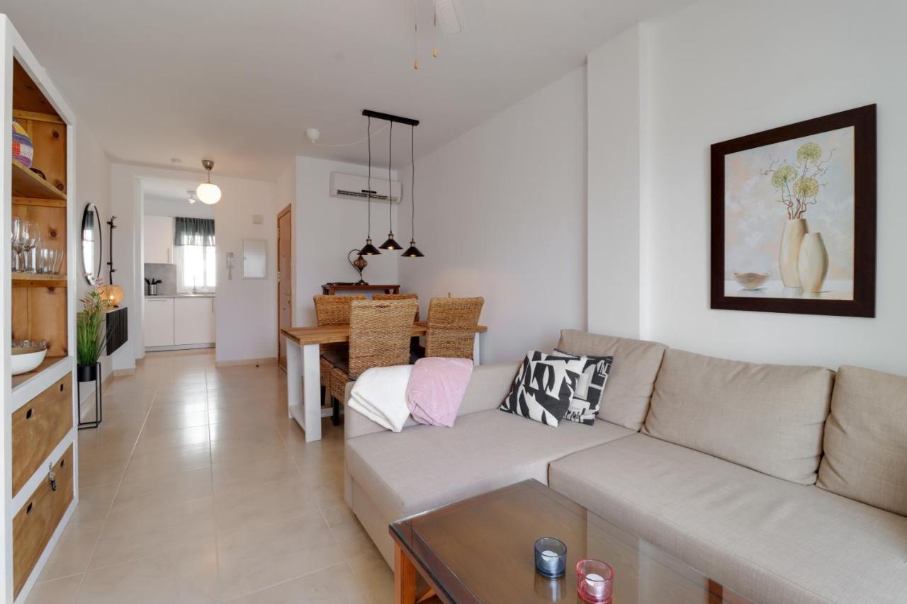 Apt Nerja Chimenea With Ocean View, A/C, & Fiber Apartman Kültér fotó
